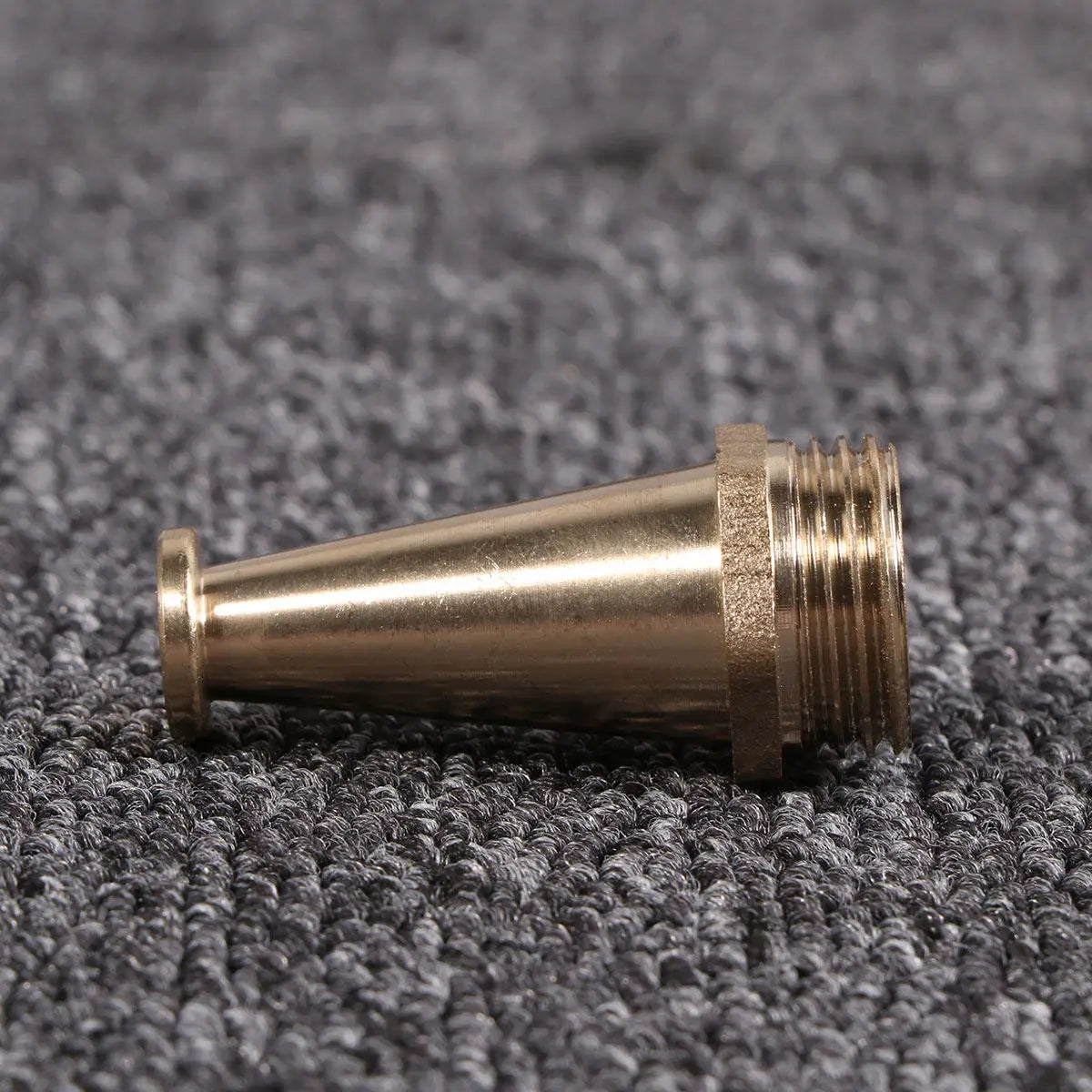 Pure Copper High Pressure Jet Nozzle Solid Construction for Patios Sidewalk Driveway Cleaning Copper Nozzle